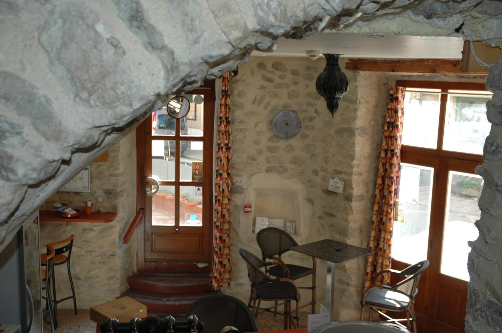 Le Dauphine Hotell Châtillon-en-Diois Exteriör bild